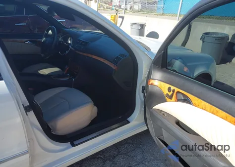 2009 Mercedes-Benz E 550 from USA, damaged, VIN WDBUF72X79B366881